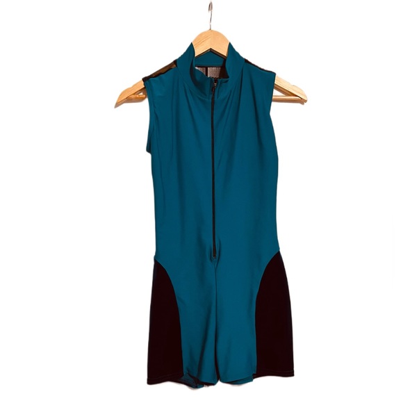 Dance Costume - AM - Picture 1 of 6